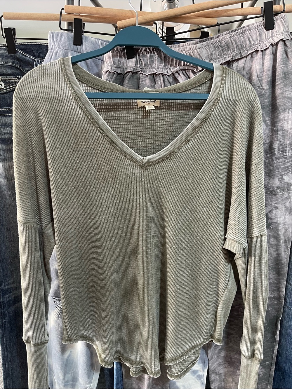 Olive Ribbed V-Neck Long Sleeve Top - Unknown Brand